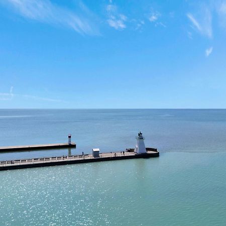 Luxe Lodges On Lake Erie Port Dover Esterno foto