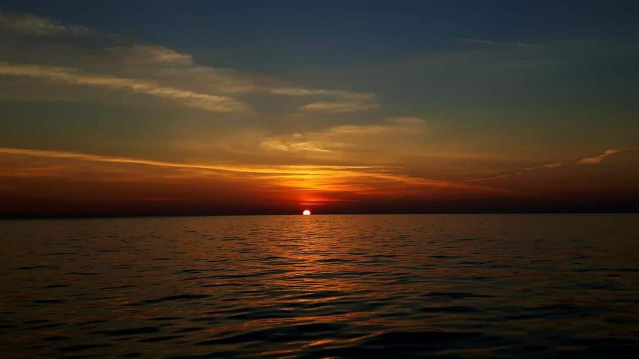 Luxe Lodges On Lake Erie Port Dover Esterno foto