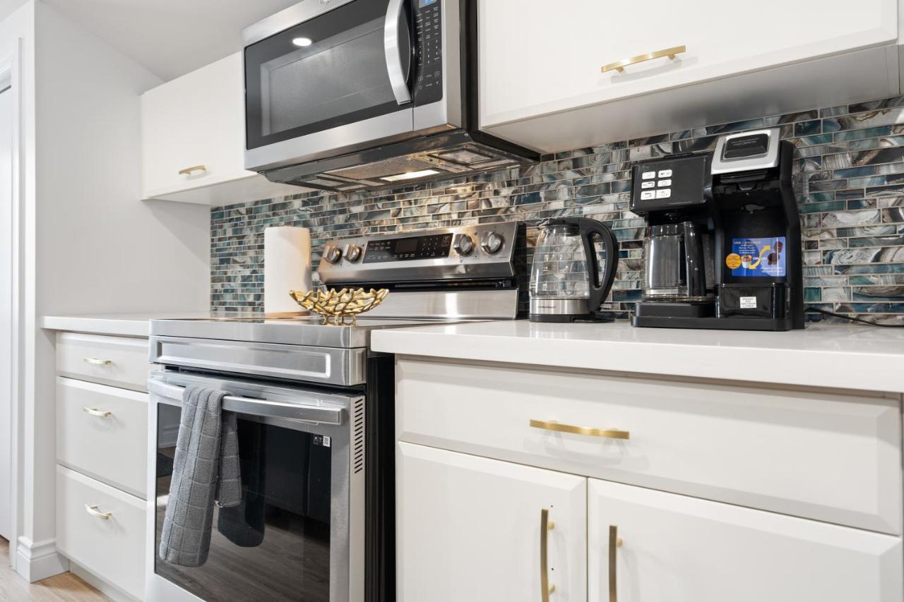 Luxe Lodges On Lake Erie Port Dover Esterno foto